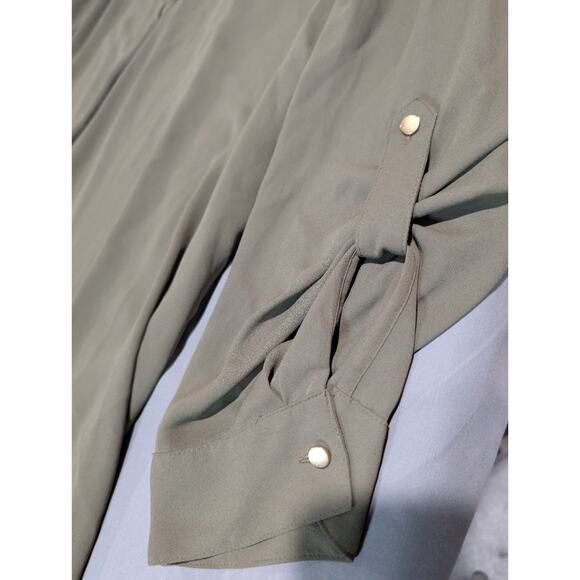 Chico's Size 3 XL Tunic Asymmetrical Hem Roll tab Sleeve 1/4 Button Shirt Modern - Picture 9 of 16